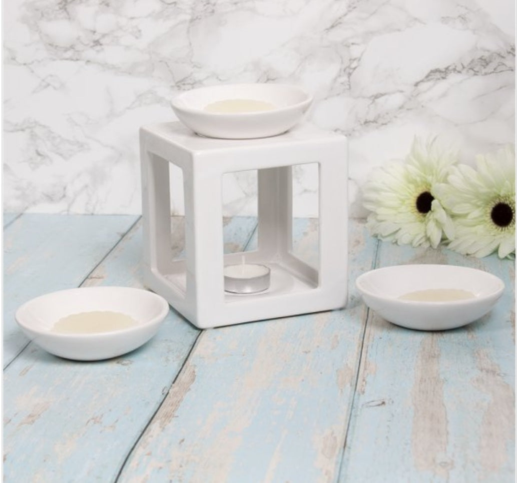 Square Cube Wax Melt Oil Burner Sets comes with 3 dish